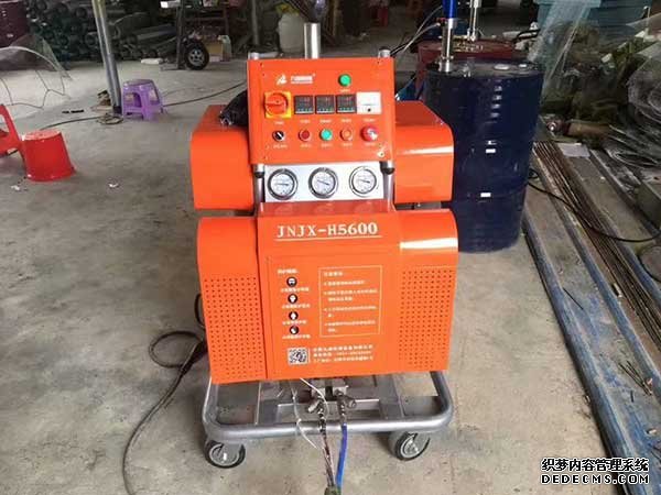 聚脲噴涂設(shè)備用于儲(chǔ)罐防腐的理由(圖1) H5600聚脲噴涂設(shè)備