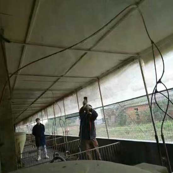 濟(jì)南聚氨酯噴涂機(jī)(圖1) 濟(jì)南聚氨酯噴涂機(jī)豬舍穩(wěn)定外墻保溫施工