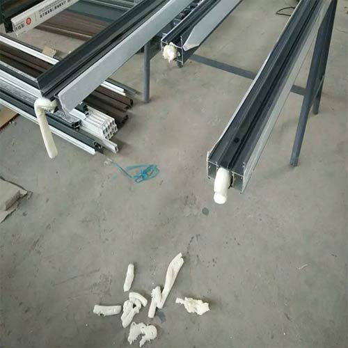 型材發泡澆注案例