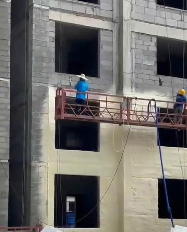 外墻保溫層聚氨酯發泡施工設備(圖2) 外墻保溫層聚氨酯發泡施工