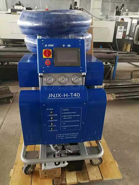 聚氨酯發泡機原料輸出量(圖1) 建筑保溫聚氨酯發泡機